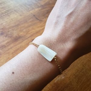 Handmade Simple Sea Beach White Stone Bracelet